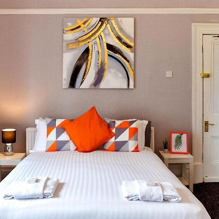 The Alexander - By Tifa Stays Swansea Exteriör bild