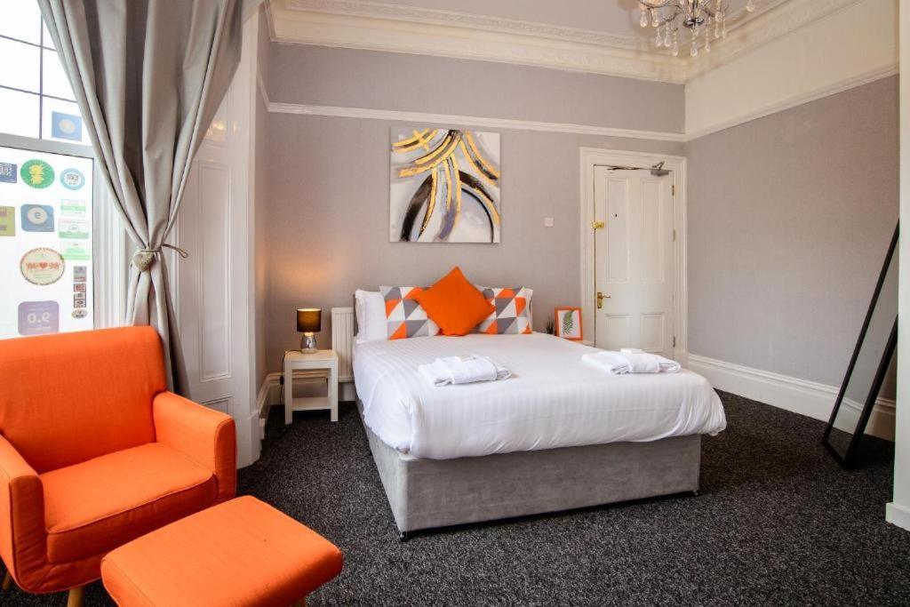The Alexander - By Tifa Stays Swansea Exteriör bild