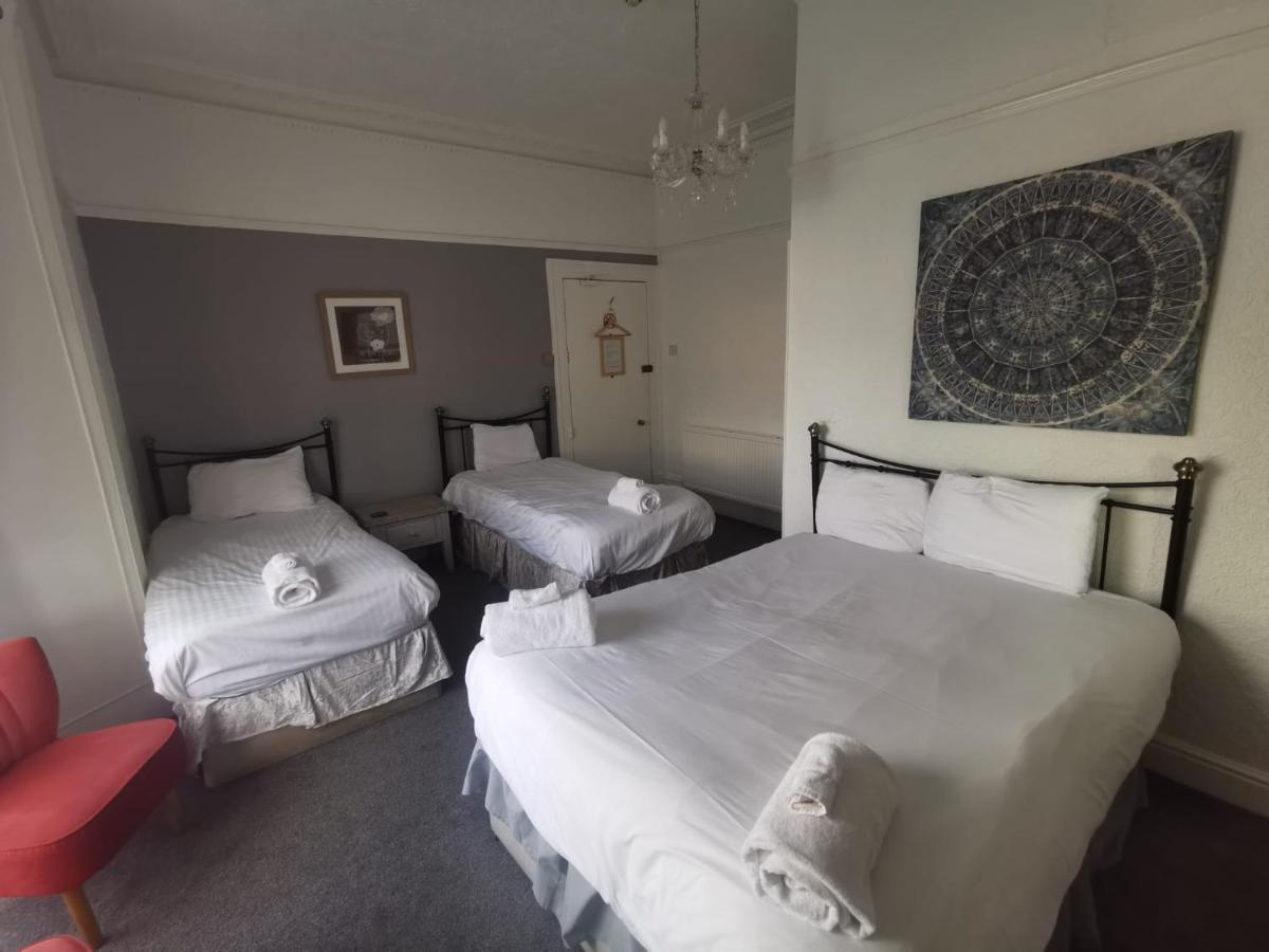 The Alexander - By Tifa Stays Swansea Exteriör bild